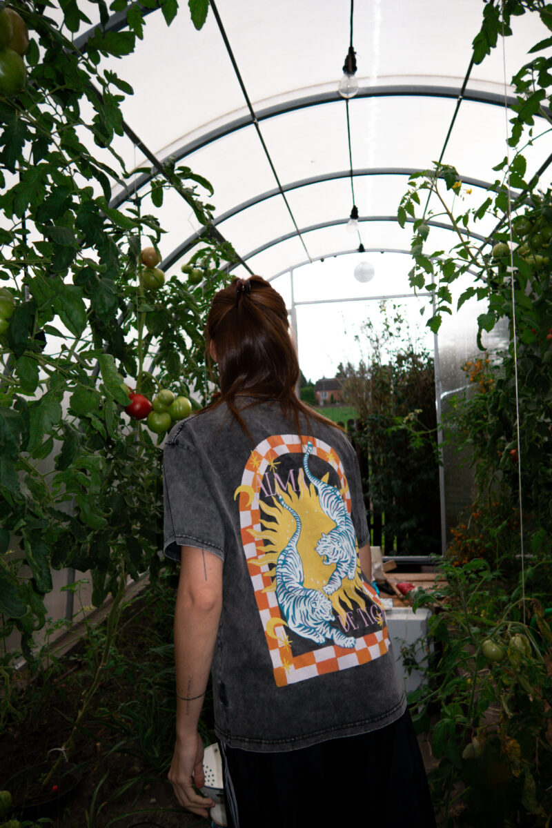 alma de tigre acid wash t-shirt