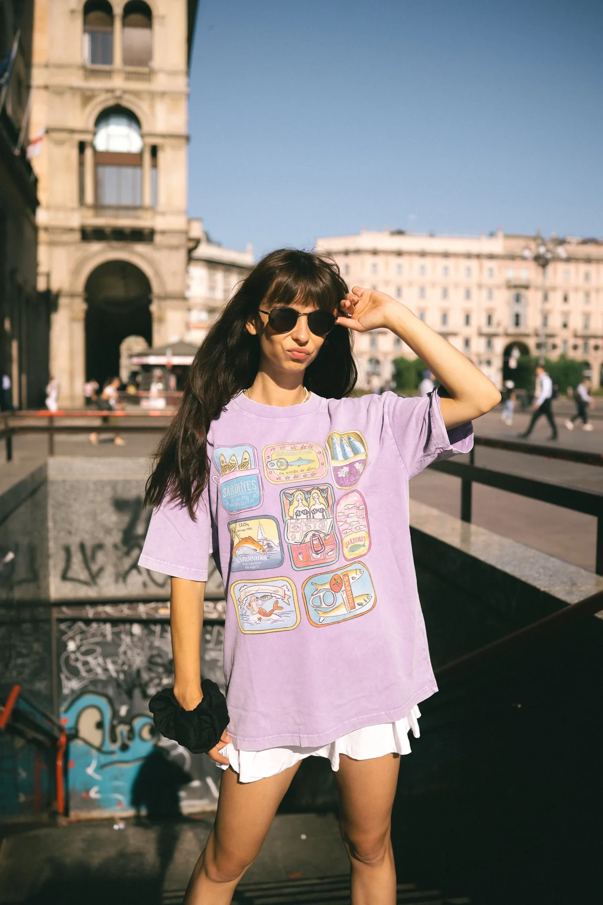 tinned fish acid wash tee - obrazek 4