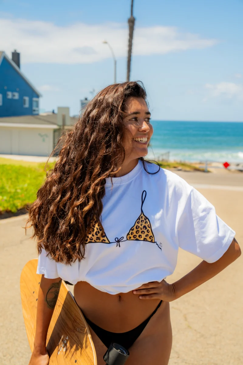 leo bralette boyfriend tee eng