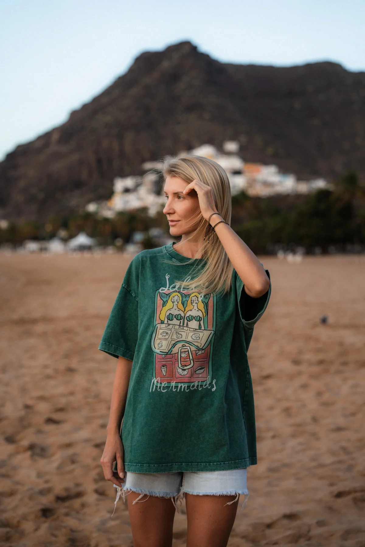 salty mermaids acid wash tee - obrazek 2