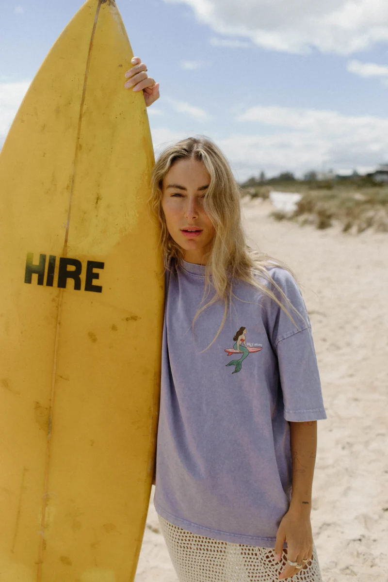 chase the sun acid wash tee