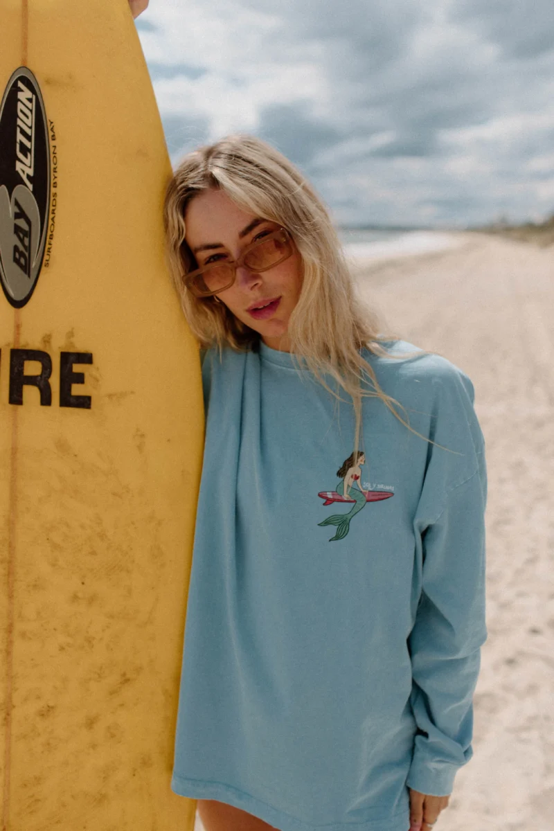 chase the sun snow wash longsleeve