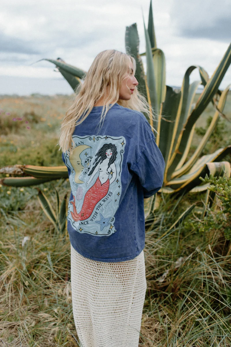 disco sirena acid wash longsleeve