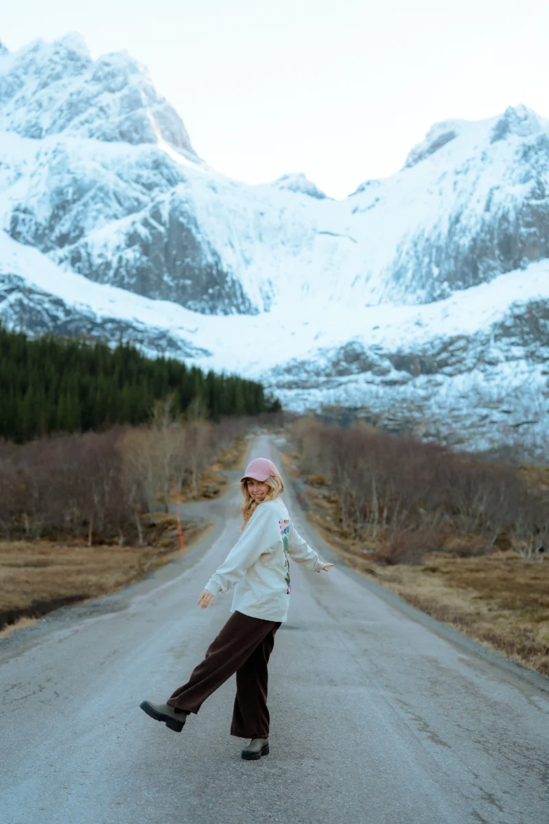 go wild for a while oversized longsleeve