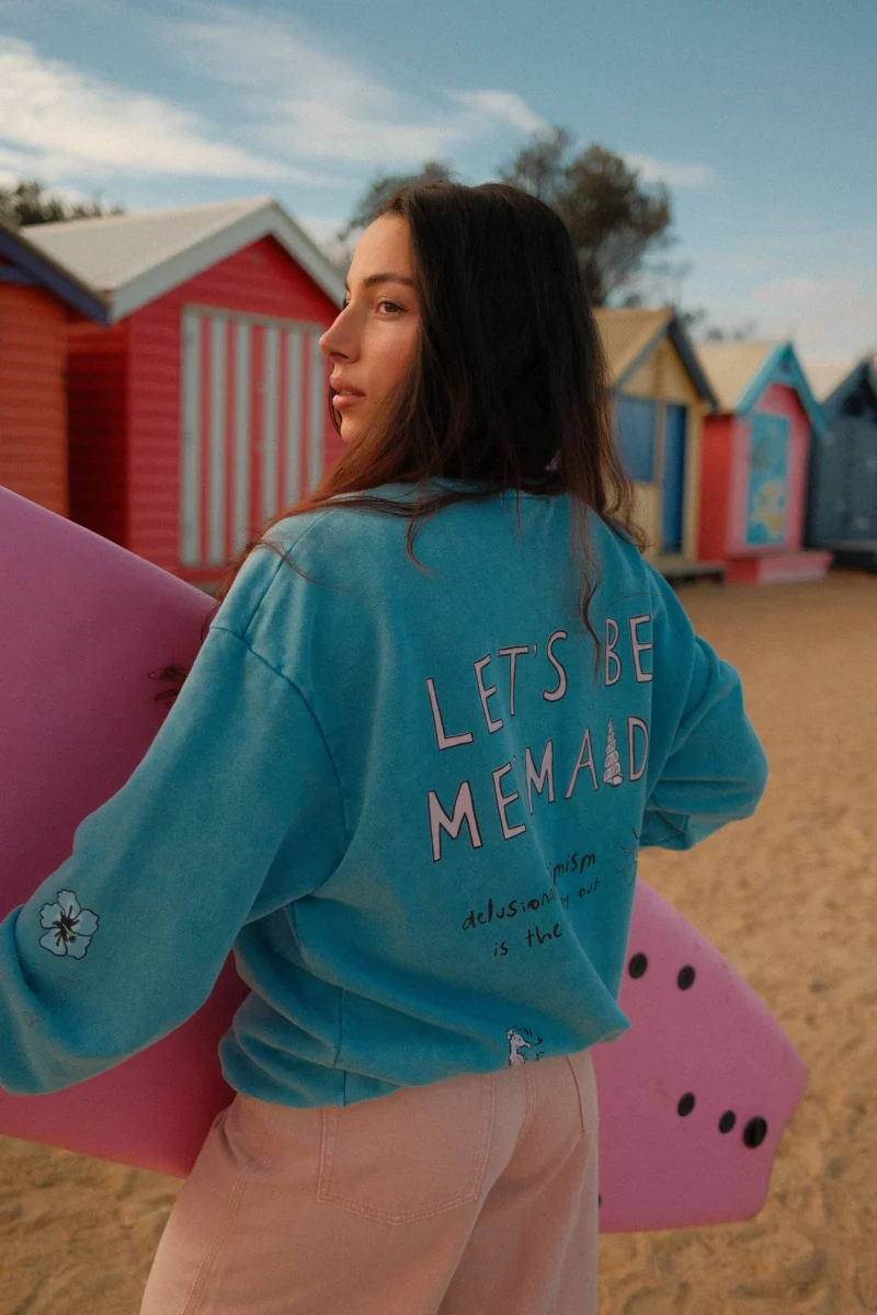let's be mermaids sweatshirt eng