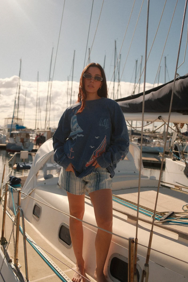 sail away acid wash longsleeve (marine blue)