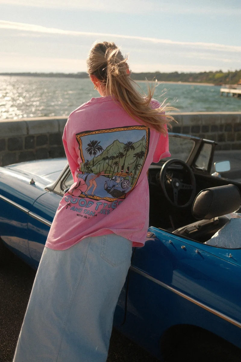 good times & tan lines acid wash tee (candy pink)