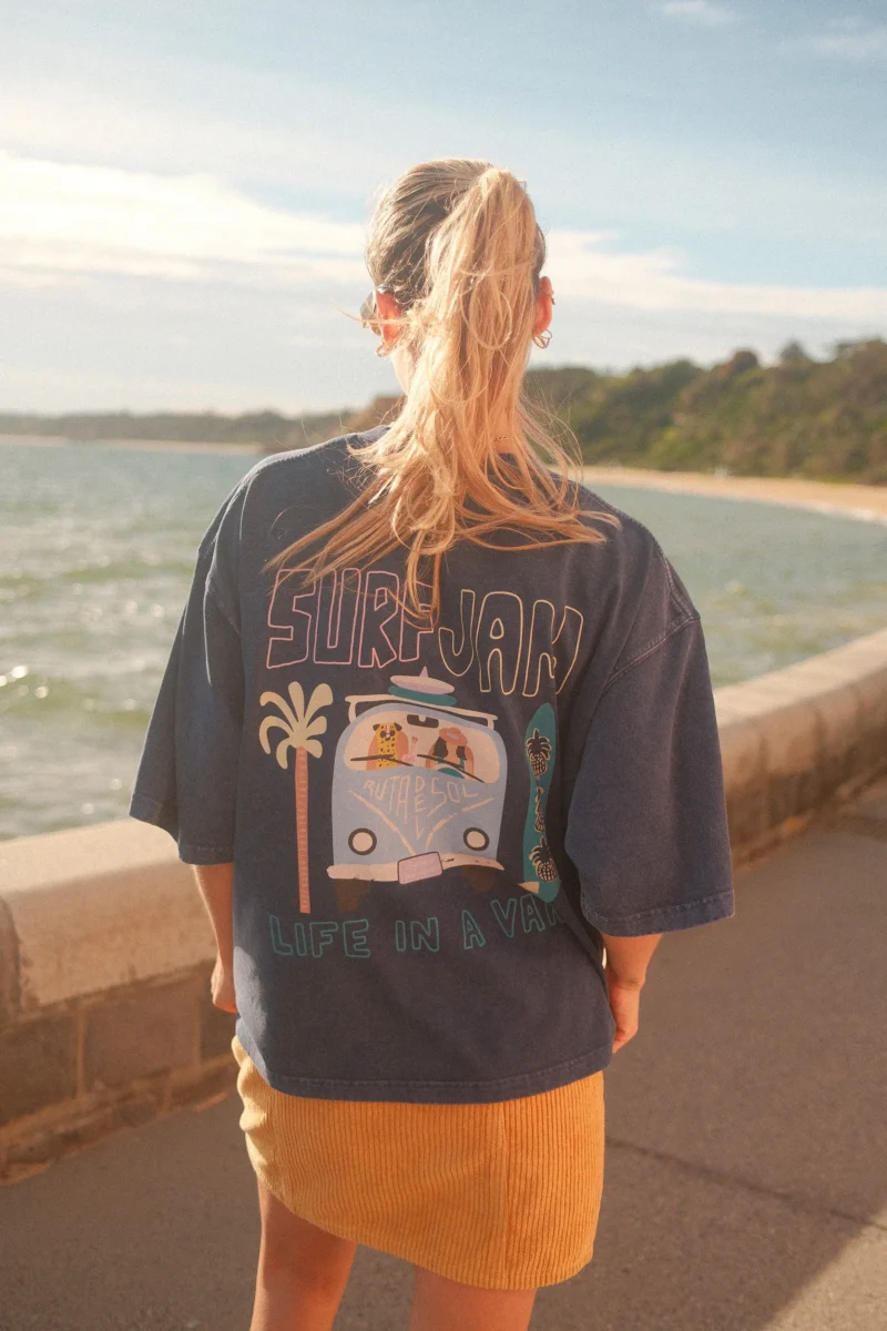 surf jam life in a van boxy tee (midnight sky)