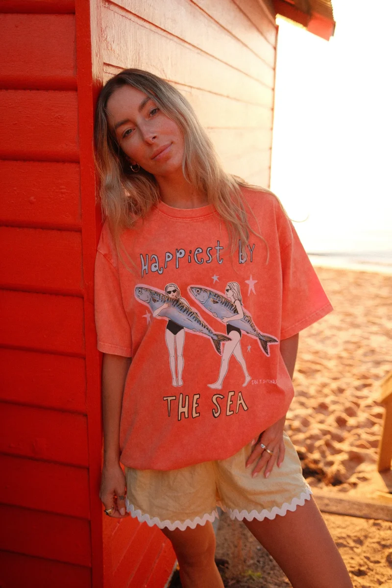 happiest by the sea acid wash tee eng